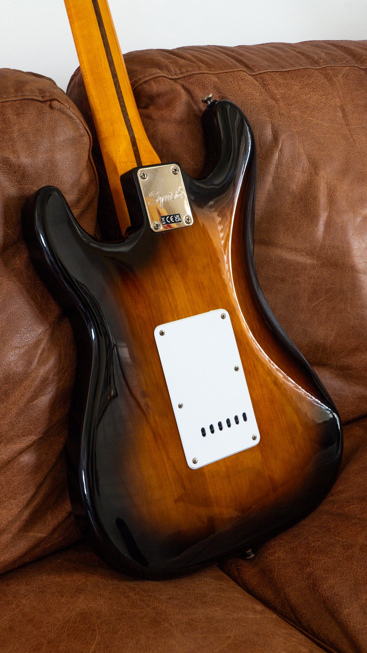 2021 Squier Classic Vibe ’50s Stratocaster – Two-Tone Sunburst – 7.3 lb