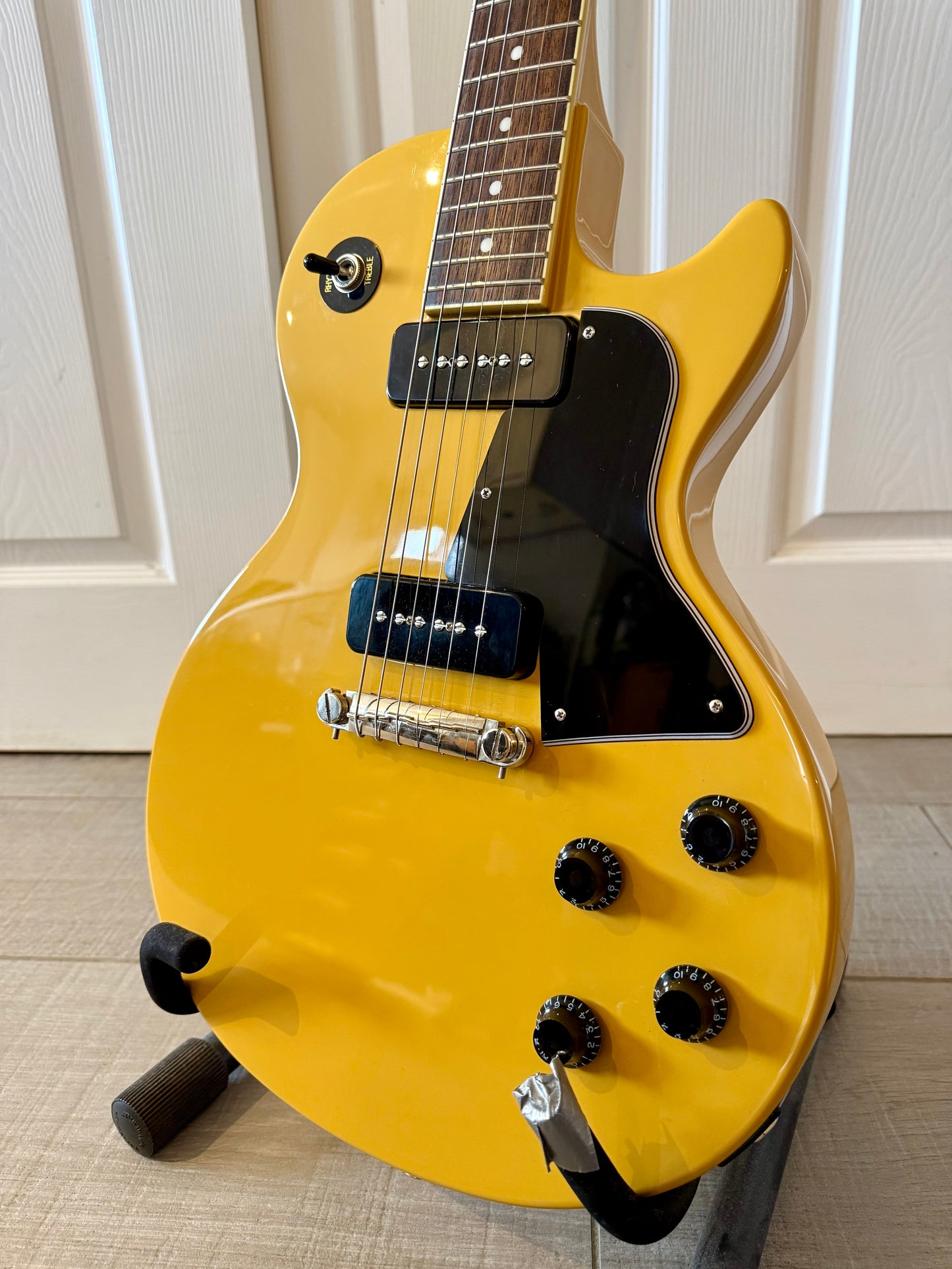 Epiphone Les Paul Special P90 ‘Inspired By Gibson’ in TV Yellow