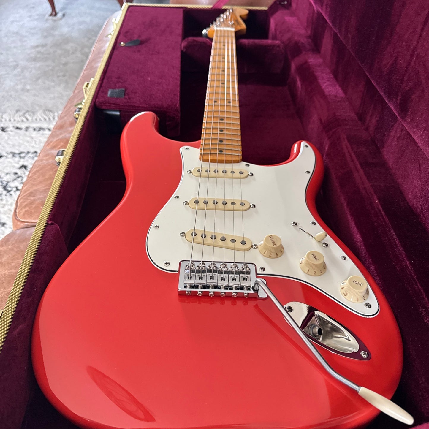 Squier Classic Vibe Stratocaster 2025 - upgraded with genuine Fender Stratocaster parts and pickups and a AAA+++ flame maple neck