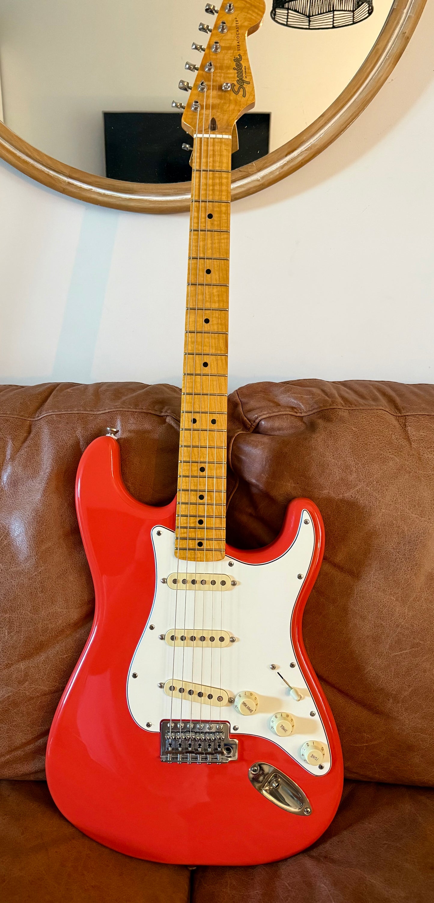 Squier Classic Vibe Stratocaster 2025 - upgraded with genuine Fender Stratocaster parts and pickups and a AAA+++ flame maple neck