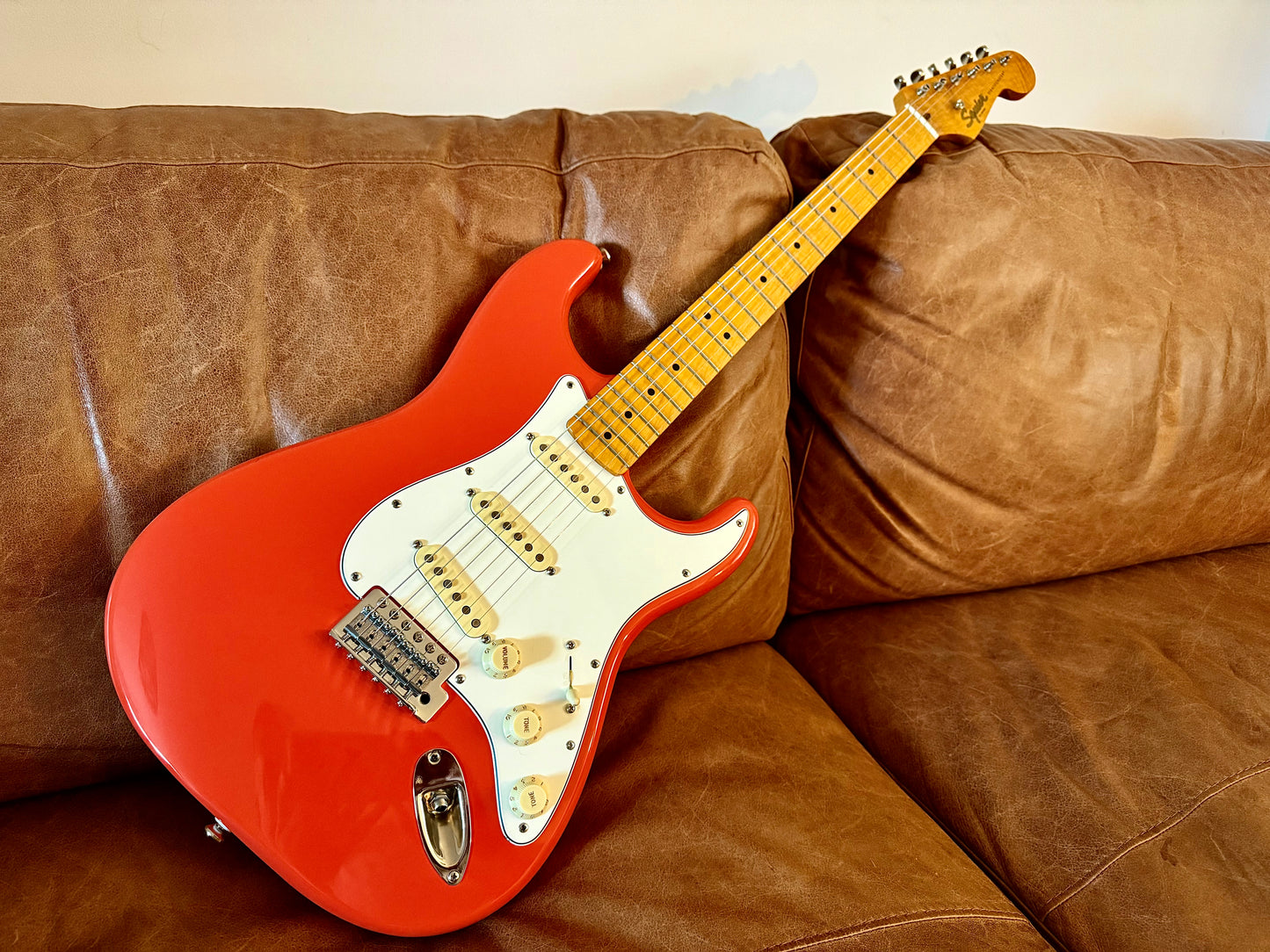 Squier Classic Vibe Stratocaster 2025 - upgraded with genuine Fender Stratocaster parts and pickups and a AAA+++ flame maple neck