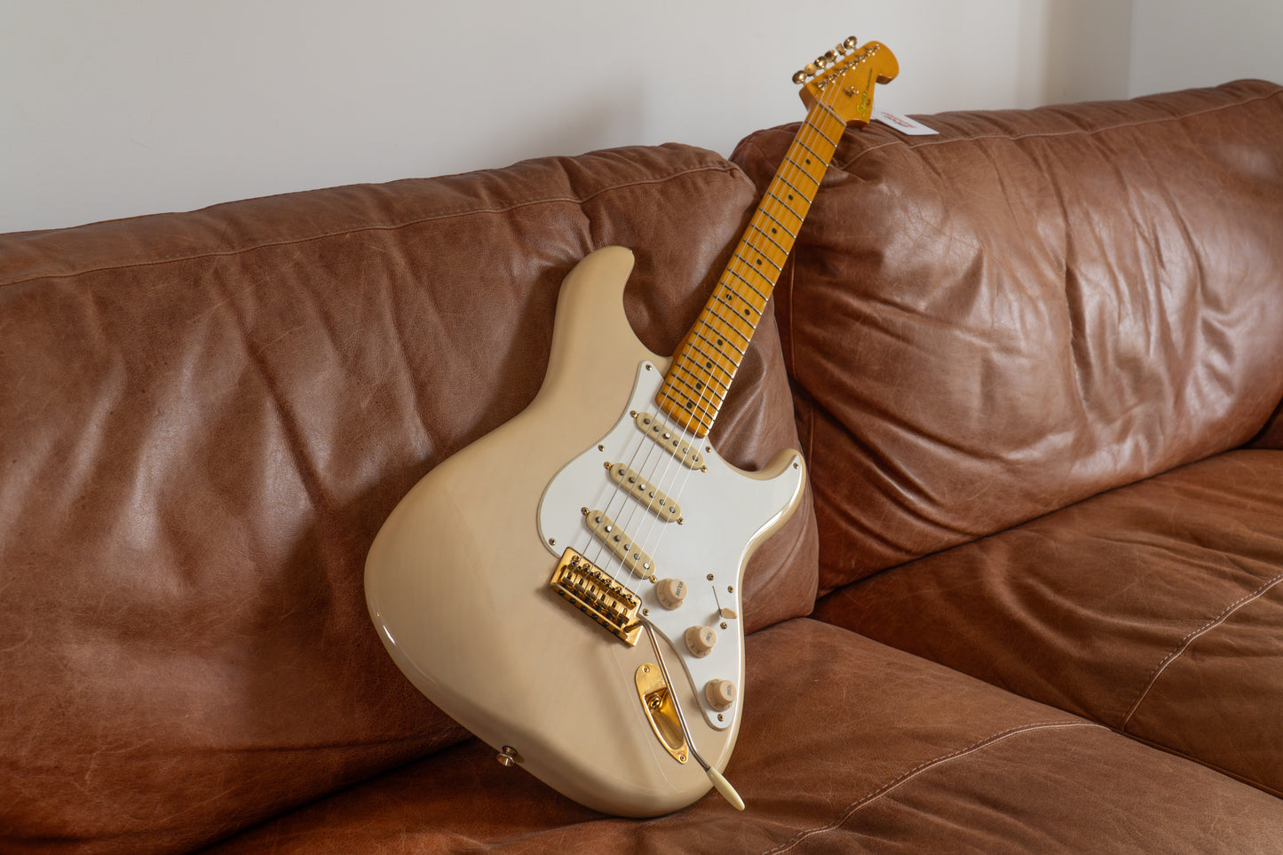 Squier Stratocaster ‘Classic Vibe ‘50’s’ White Blonde ‘Mary Kaye’ with gold hardware 2016