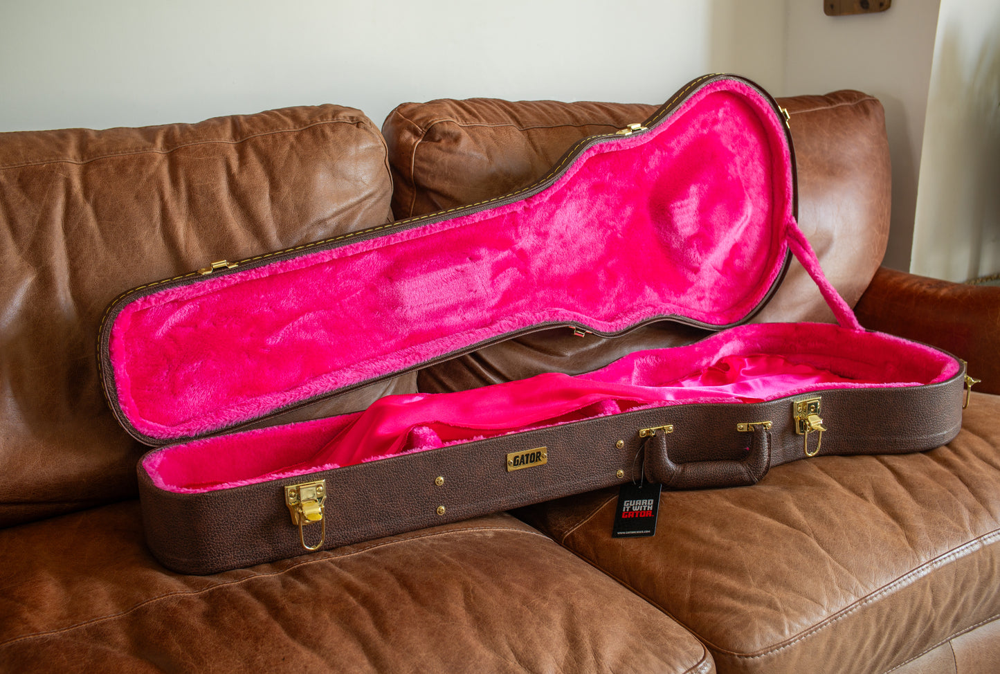2020 Epiphone Les Paul Special – TV Yellow – Immaculate – Choice of Gig Bag or Brand-New Gator Hard Case