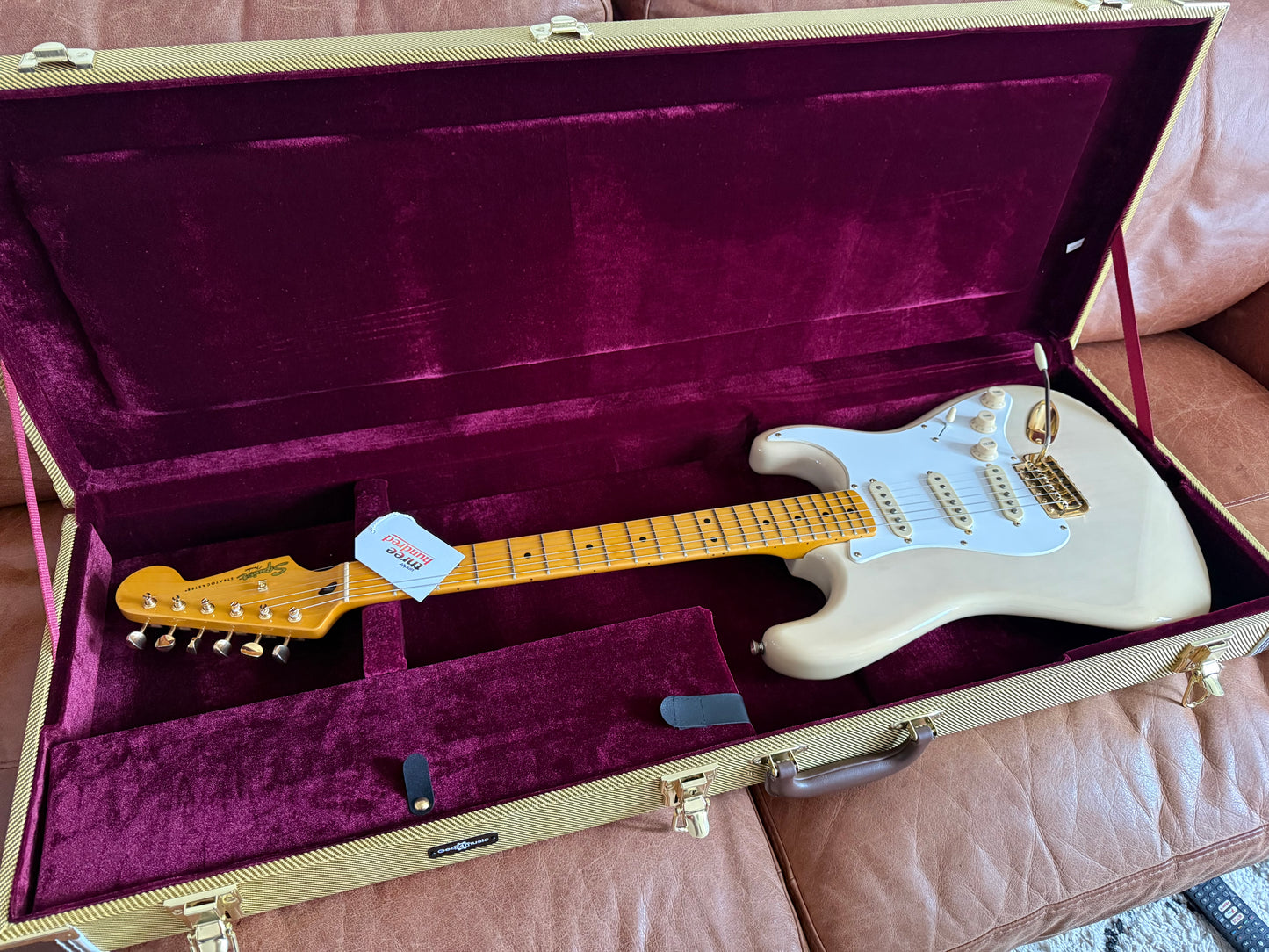 Squier Stratocaster ‘Classic Vibe ‘50’s’ White Blonde ‘Mary Kaye’ with gold hardware 2016