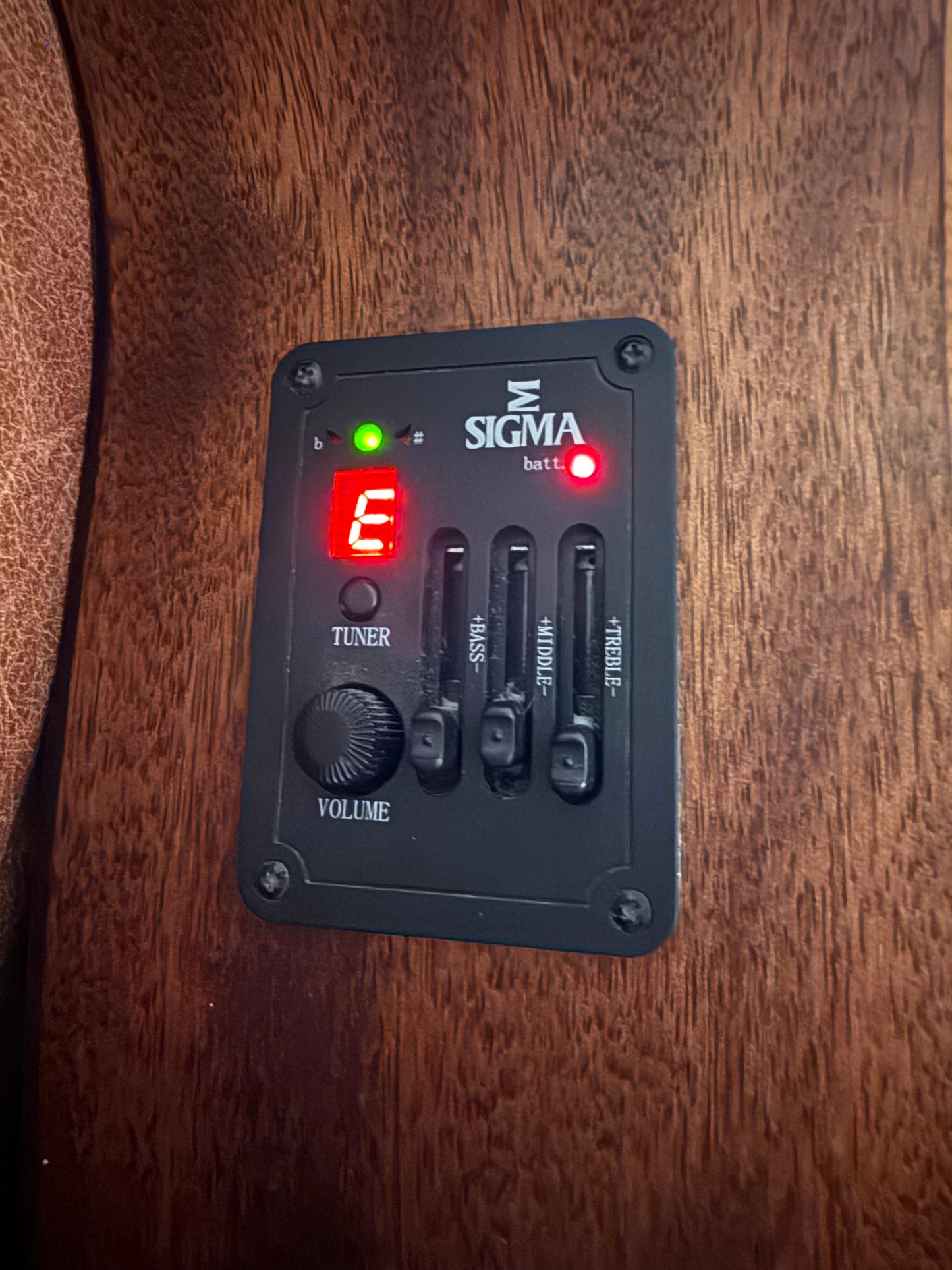 2018 Sigma GME+ | Near New Condition | Manson’s Exeter high quality fully padded and structural soft case