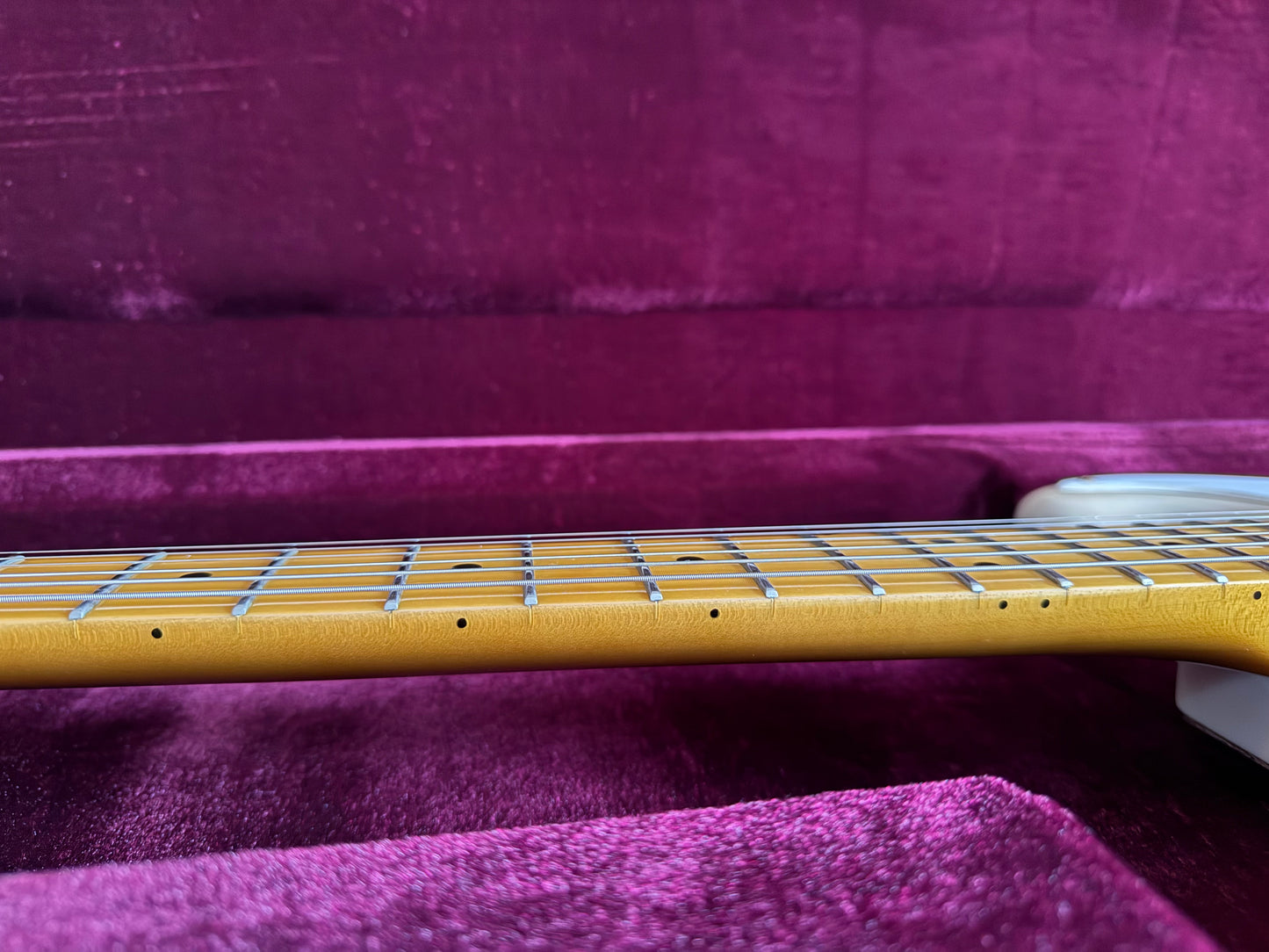 Squier Stratocaster ‘Classic Vibe ‘50’s’ White Blonde ‘Mary Kaye’ with gold hardware 2016