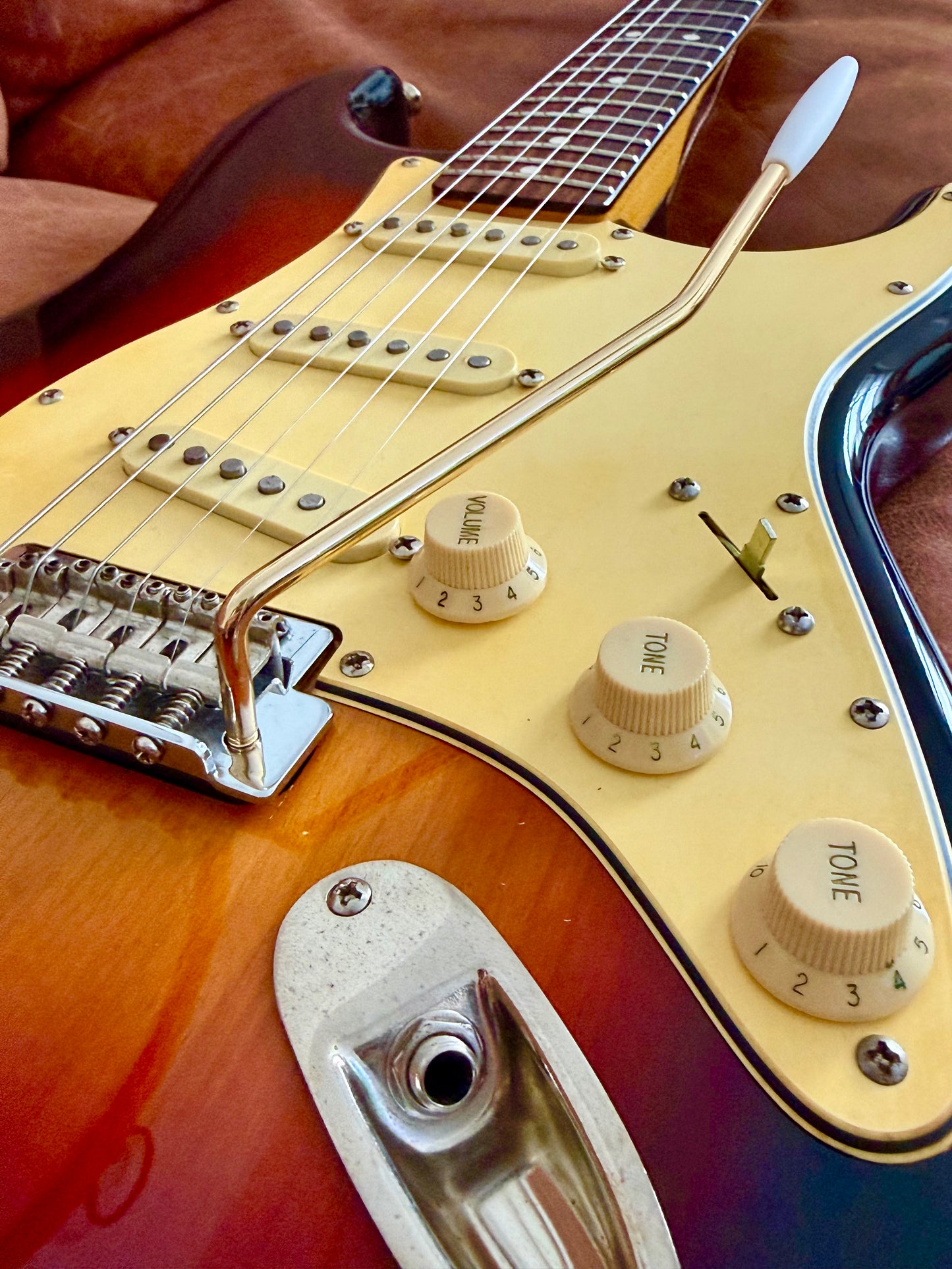 Fender Squier Classic Vibe 60’s Stratocaster 2010 - 7.3Ibs - ***upgraded parts*** Texas Monster!!