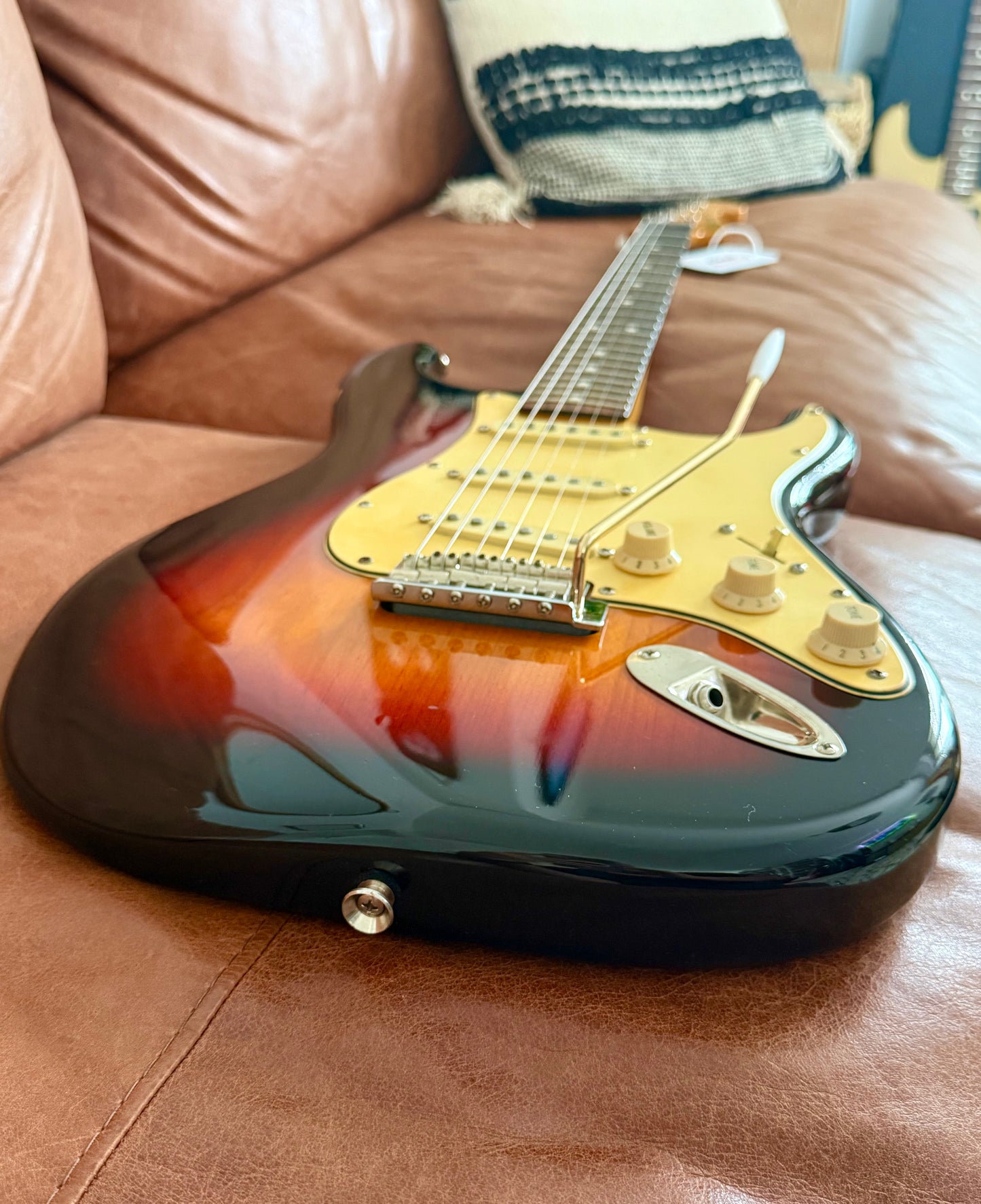 Fender Squier Classic Vibe 60’s Stratocaster 2010 - 7.3Ibs - ***upgraded parts*** Texas Monster!!