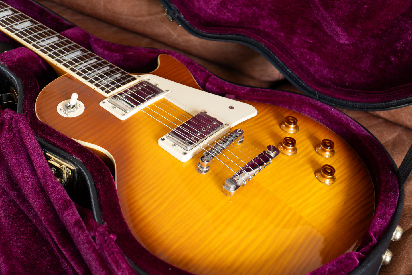 Epiphone Les Paul Standard Pro Plustop 2012 in Honeyburst AAA+ Flamed Maple top