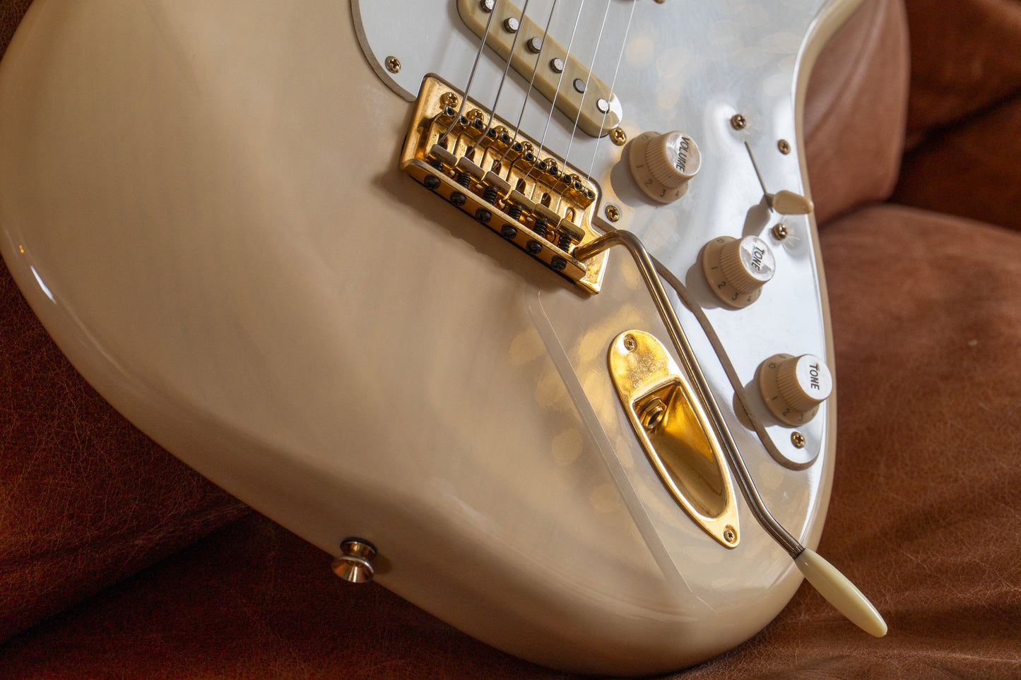 Squier Stratocaster ‘Classic Vibe ‘50’s’ White Blonde ‘Mary Kaye’ with gold hardware 2016