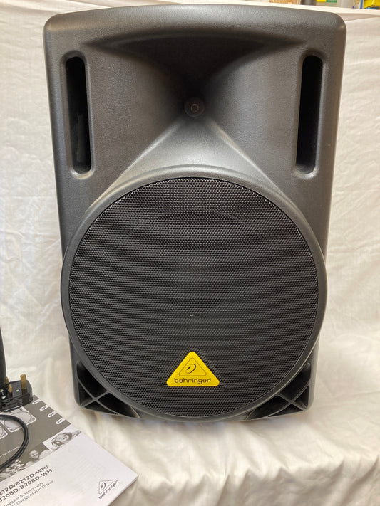 Behringer B212D active 550w 2-way speaker/monitor